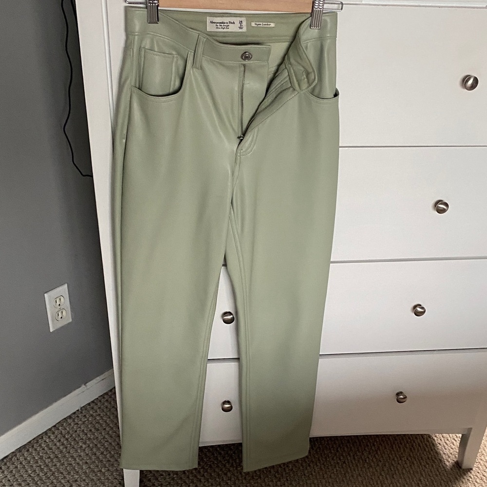 Abercrombie & Fitch Light Green Straight Leg Pants 26S